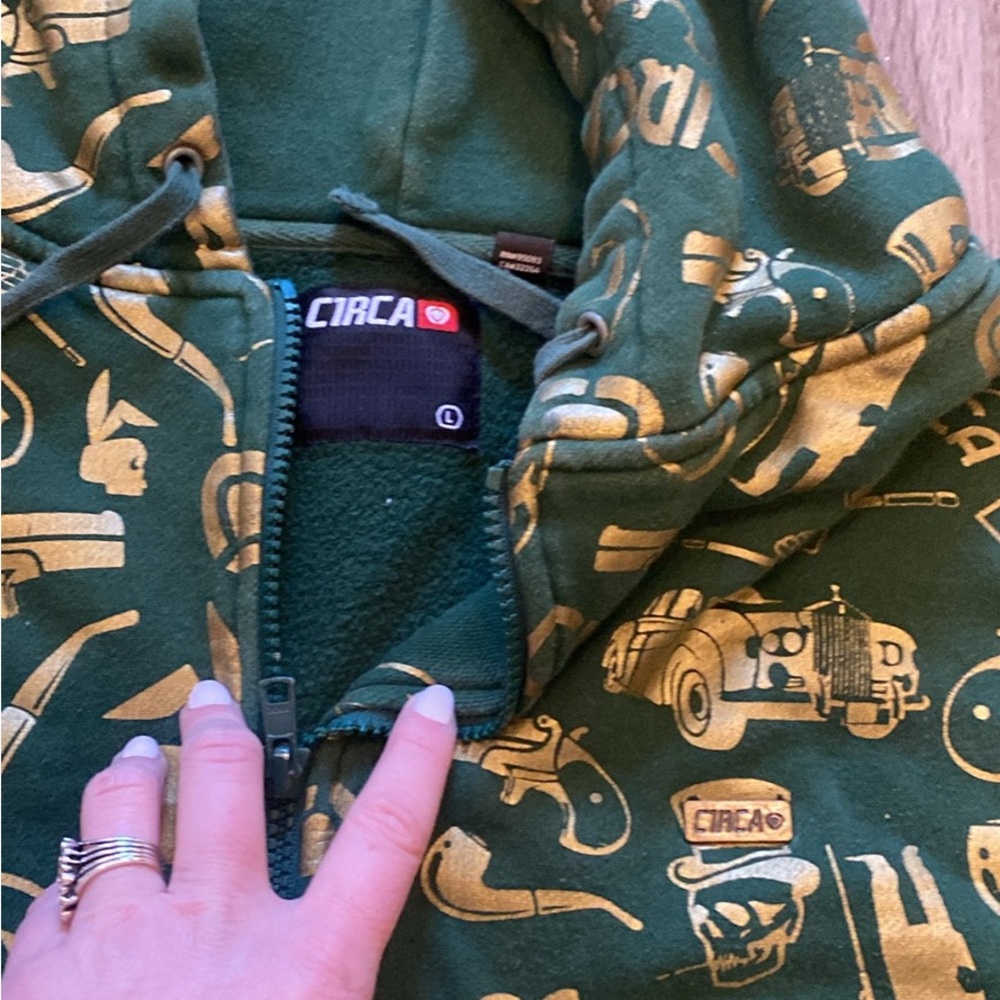 Circa Men's Green Zip-Up Hoodie with Gold Graphic Print